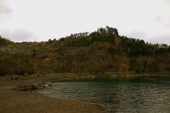 Jezero v lomu Kosov